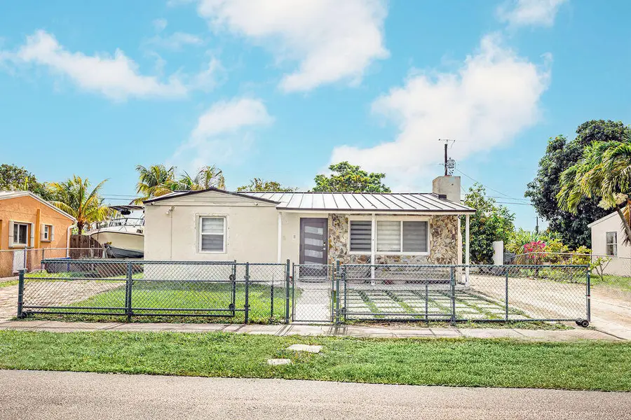 2333 Wabasso Drive, West Palm Beach, FL 33409 - #3