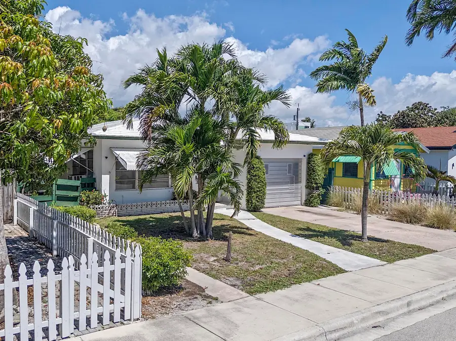 215 N M Street, Lake Worth Beach, FL 33460 - #2