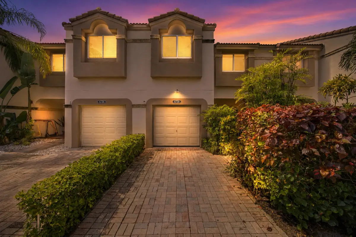 6738 Via Regina, Boca Raton, FL 33433 - #1