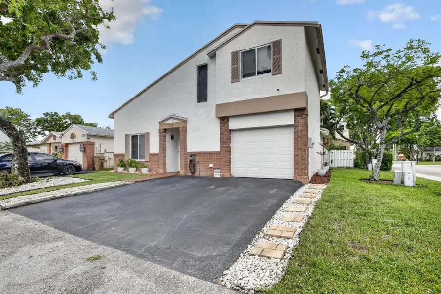730 Cumberland Terrace, Davie, FL 33325 - #2