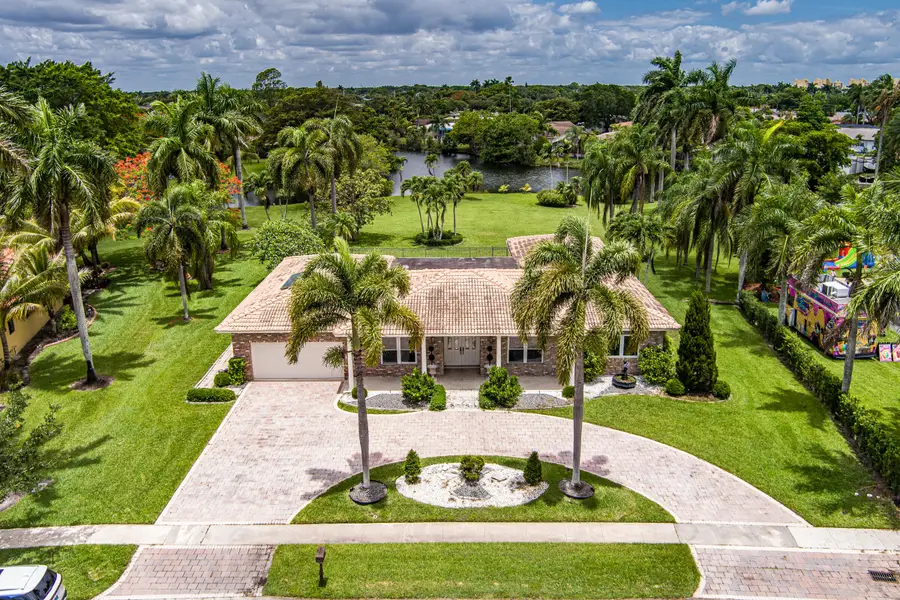 770 Ranch Road, Weston, FL 33326 - #2