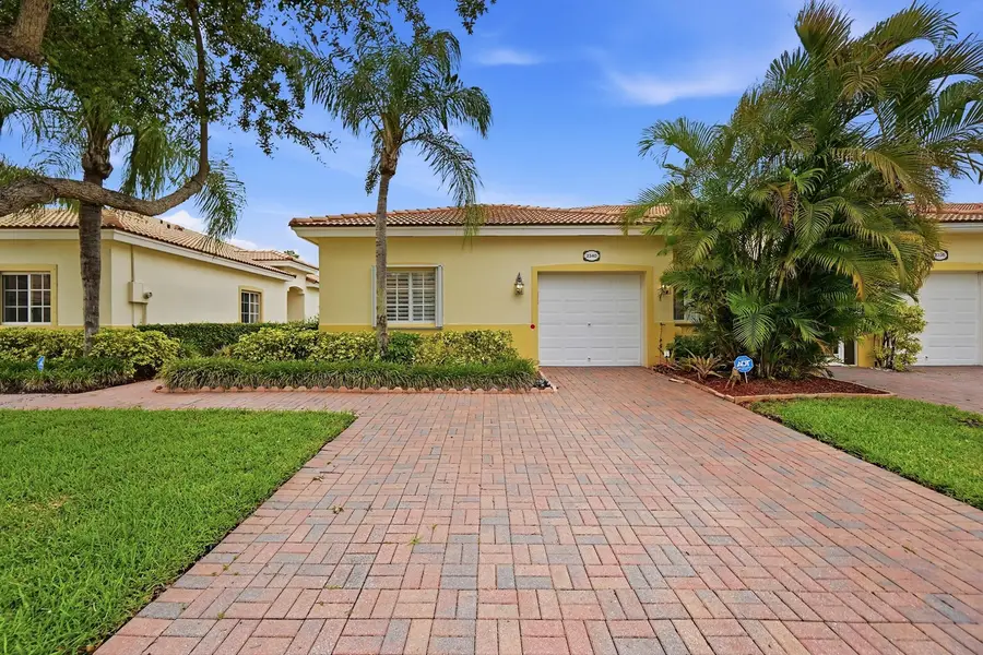 2340 Windjammer Way, West Palm Beach, FL 33411 - #3