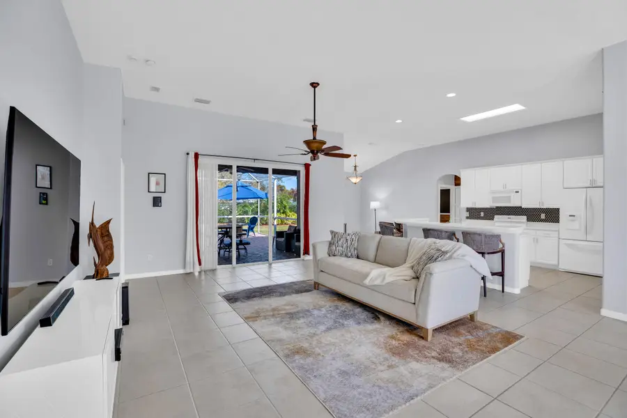 240 SW Champagne Ct Court Sw, Vero Beach, FL 32968 - #2
