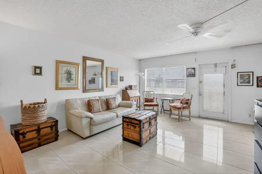 4024 Guildford E #4024, Boca Raton, FL 33434 - #2