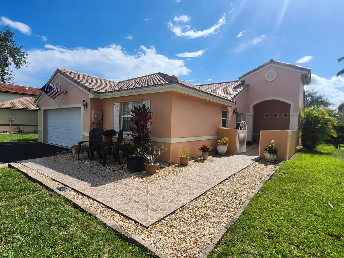 120 NW 189th Avenue Nw, Pembroke Pines, FL 33029 - #1