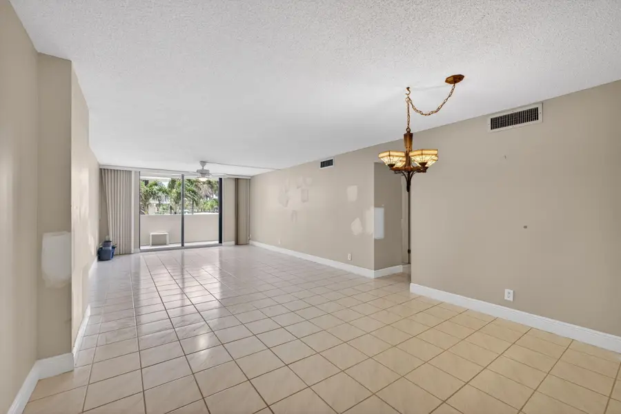 145 S Ocean Avenue #219, Palm Beach Shores, FL 33404 - #3