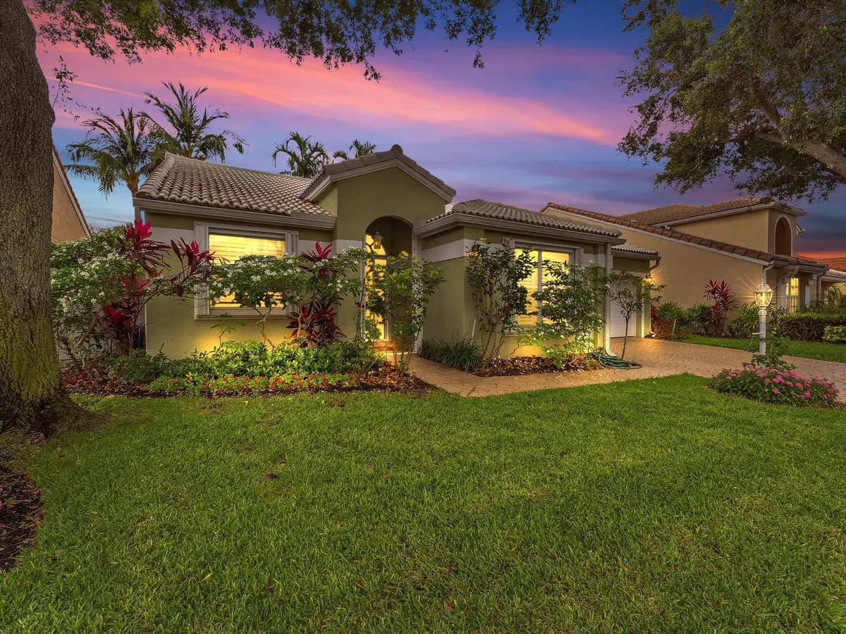 1097 Roble Way, Palm Beach Gardens, FL 33410 - #1