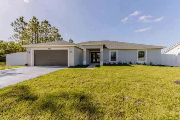2372 SW Import Drive #2372, Port St Lucie, FL 34953
