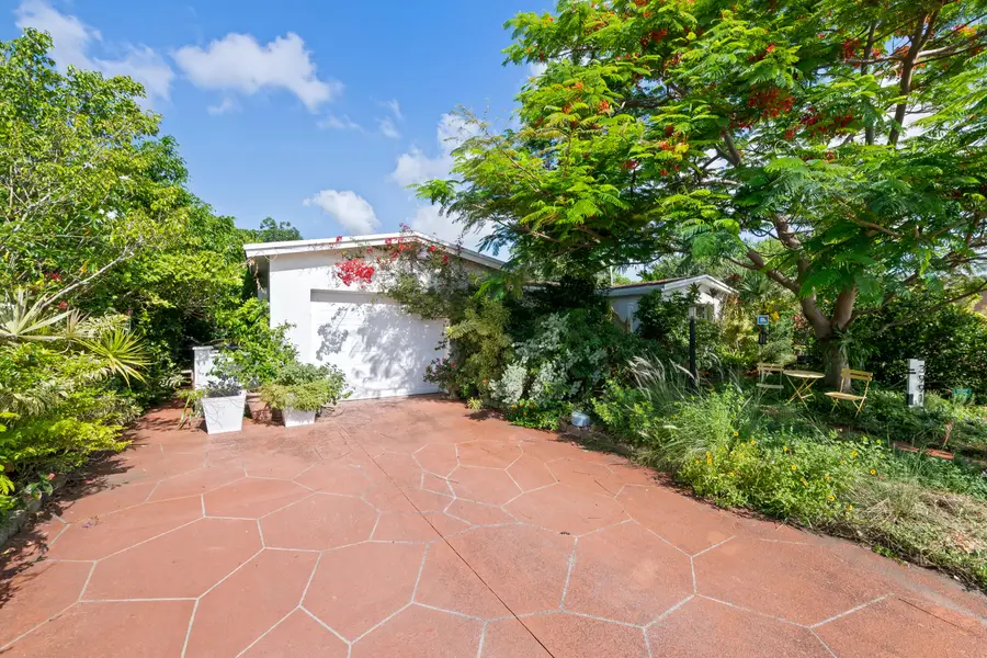 3991 NW 46th Avenue, Lauderdale Lakes, FL 33319 - #2