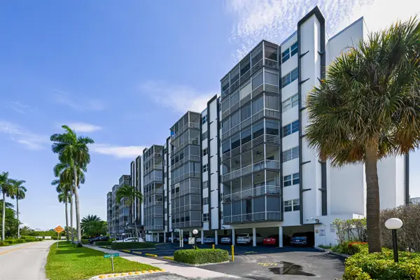 400 Diplomat Parkway #612, Hallandale Beach, FL 33009