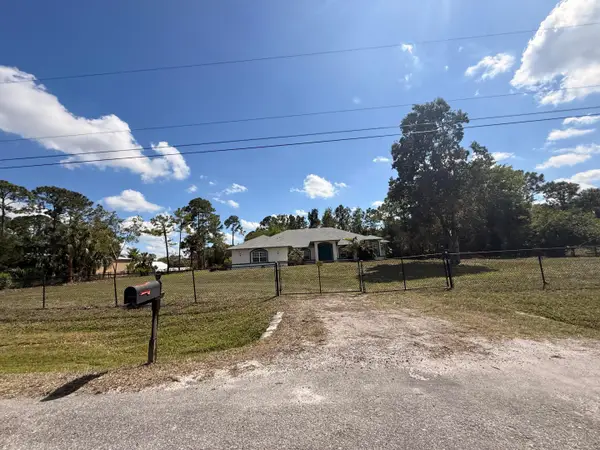 17770 75th Place N, The Acreage, FL 33470
