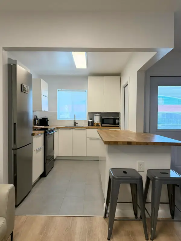 580 Egret Drive #305, Hallandale Beach, FL 33009