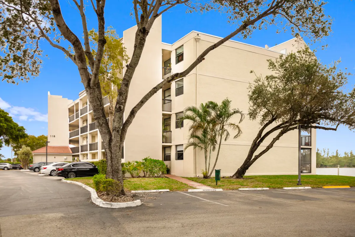 118 Lake Emerald Drive #110, Oakland Park, FL 33309 - #1