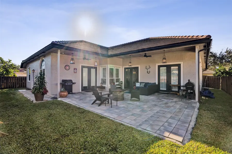 16287 Mariposa Circle S, Pembroke Pines, FL 33331 - #3