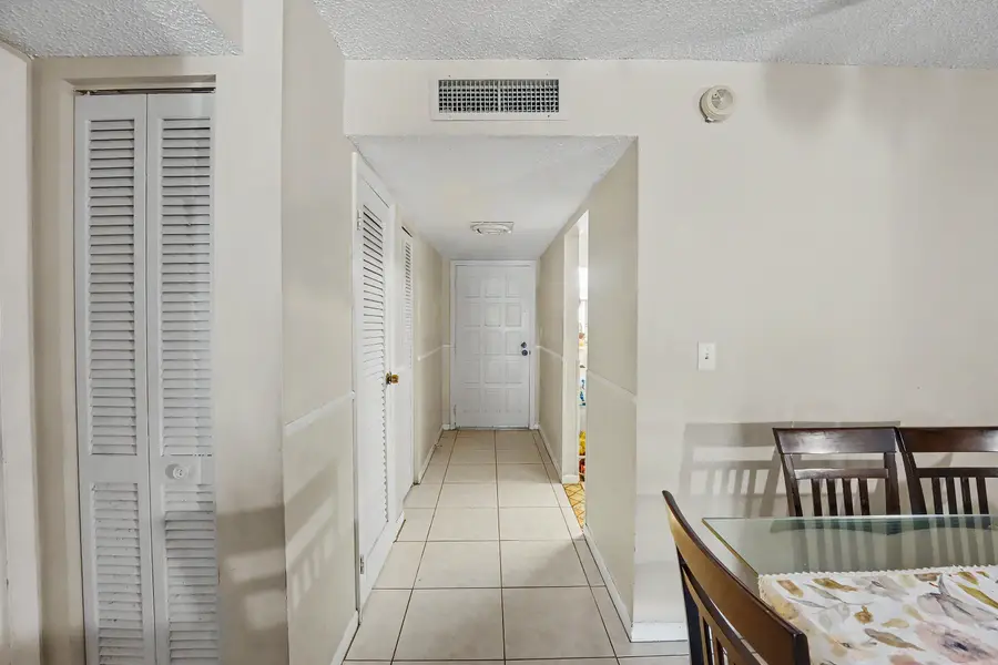 6061 N Falls Cir #110, Lauderhill, FL 33319 - #3