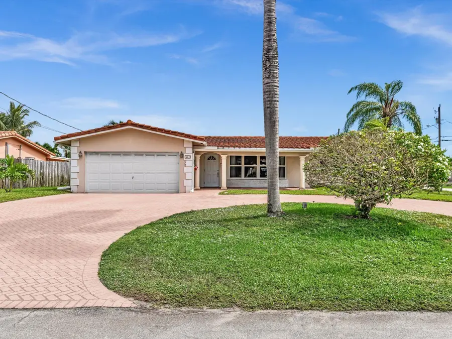 641 SE 11th Street, Pompano Beach, FL 33060 - #2