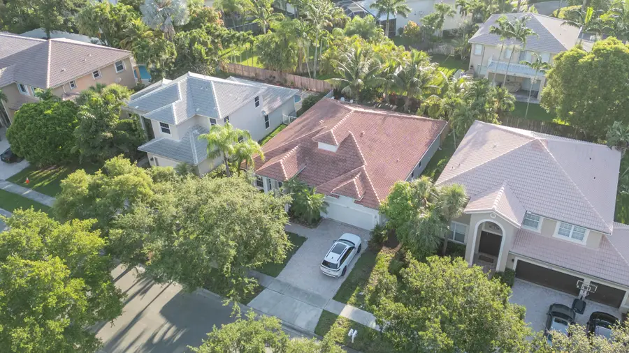 1561 NW 168th Avenue, Pembroke Pines, FL 33028 - #2