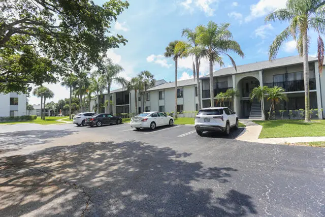 1010 Green Pine Boulevard #E1, West Palm Beach, FL 33409 - #3