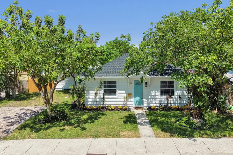 716 S Pine Street, Lake Worth Beach, FL 33460 - #3