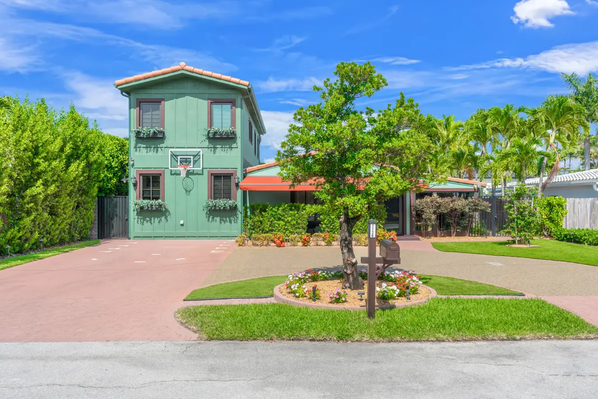1720 NE 17th Avenue, Fort Lauderdale, FL 33305 - #1