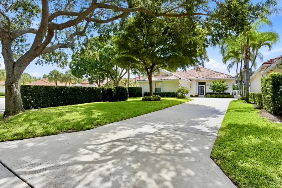 452 Kelsey Park Drive, Palm Beach Gardens, FL 33410 - #2