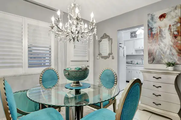 2131 NE 42nd Court #210e, Lighthouse Point, FL 33064