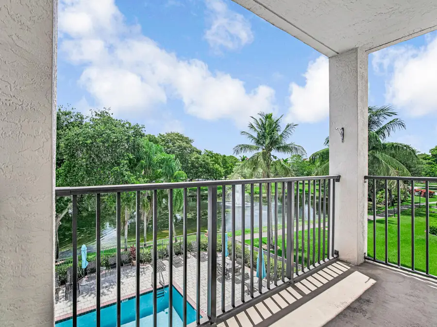 2105 Lavers Circle #306, Delray Beach, FL 33444 - #2