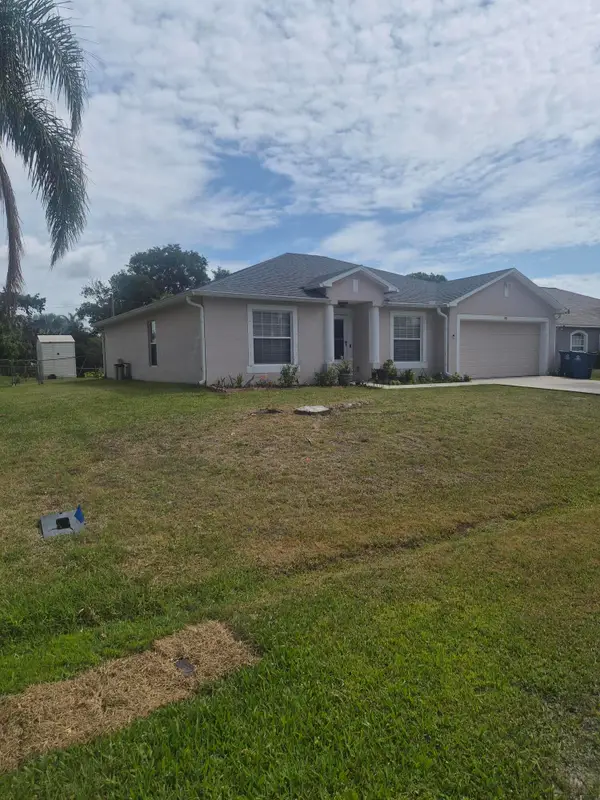 681 NW Thuringer St Street Nw, Palm Bay, FL 32907