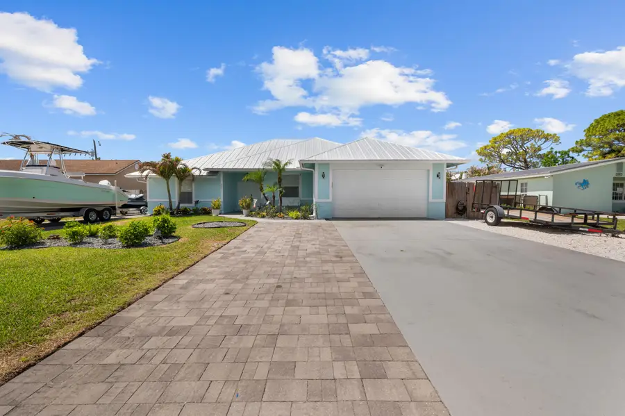 6481 SE Clairmont Place, Hobe Sound, FL 33455 - #2