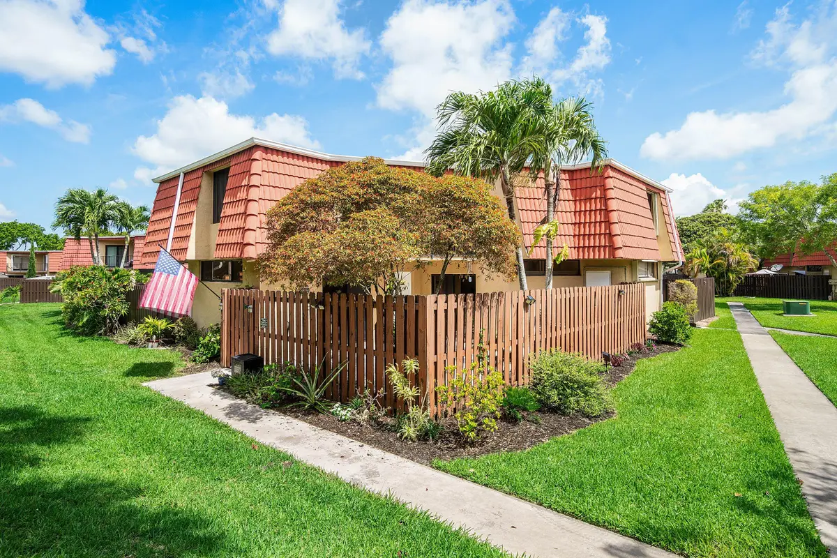 8122 Thames Boulevard #C, Boca Raton, FL 33433 - #1