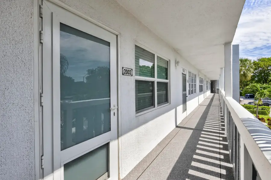 2002 Berkshire #2002, Deerfield Beach, FL 33442 - #2
