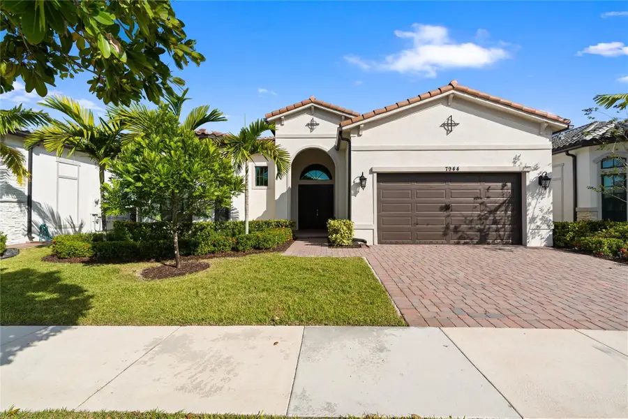 7944 Ironwood Way, Parkland, FL 33067 - #2