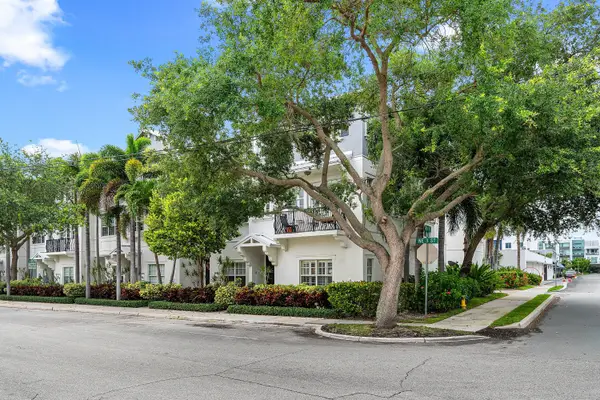 290 NE 5th Avenue #9, Delray Beach, FL 33483