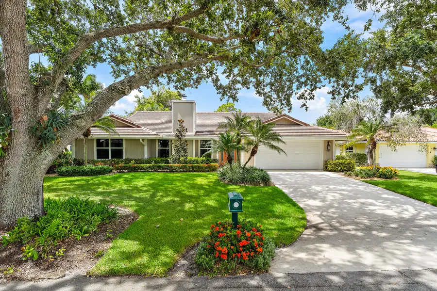 10 Bentwood Road, Palm Beach Gardens, FL 33418 - #2