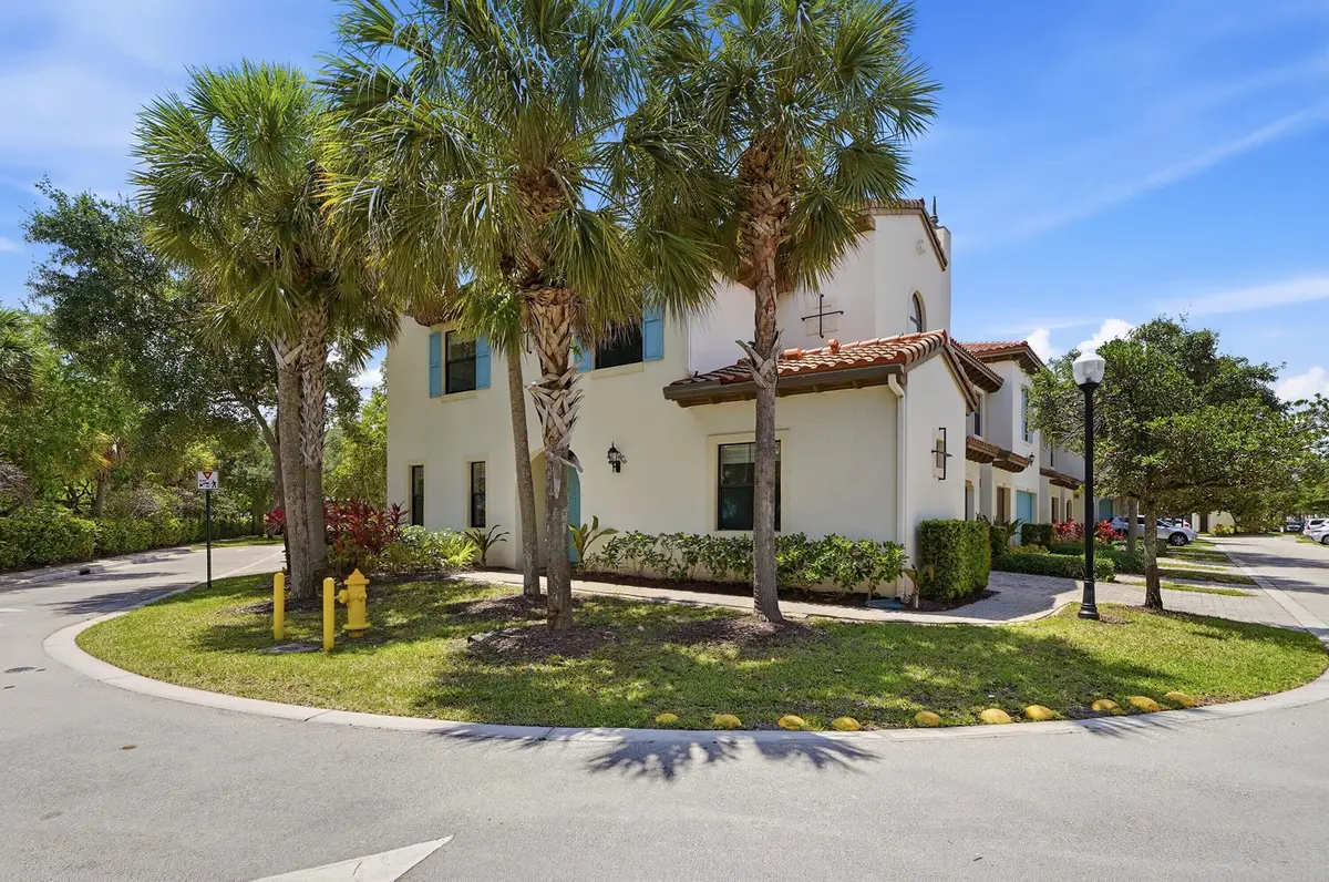 3390 NW 125th Avenue, Sunrise, FL 33323 - #1
