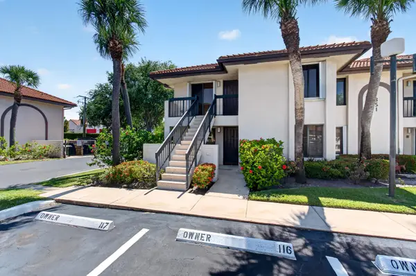 351 Club Circle #101, Boca Raton, FL 33487