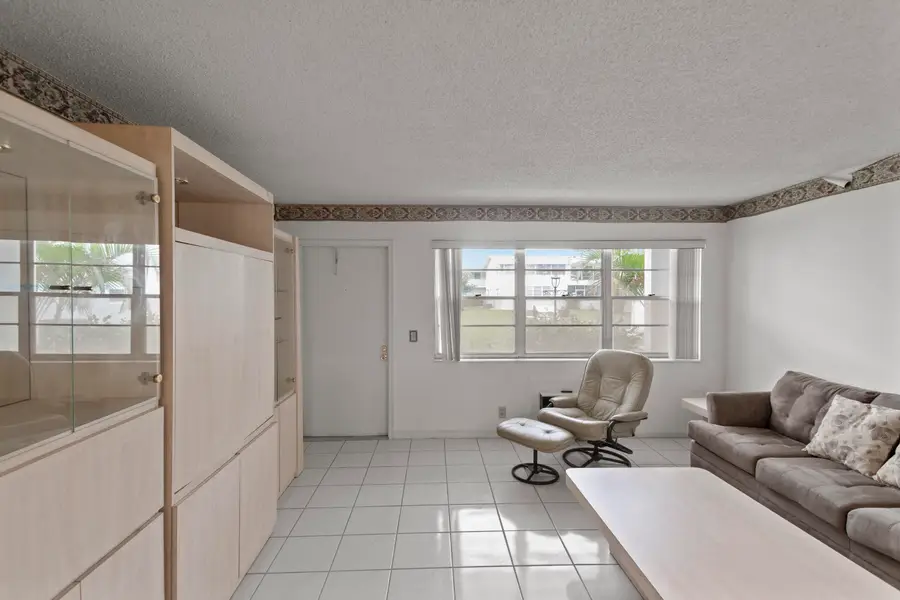 270 Farnham L #270, Deerfield Beach, FL 33442 - #3