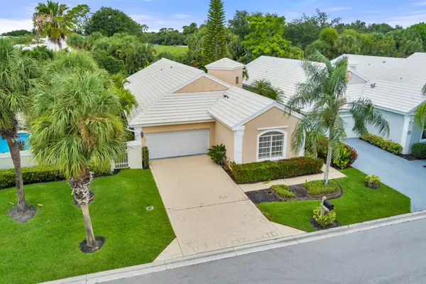 999 Lytham Court, West Palm Beach, FL 33411