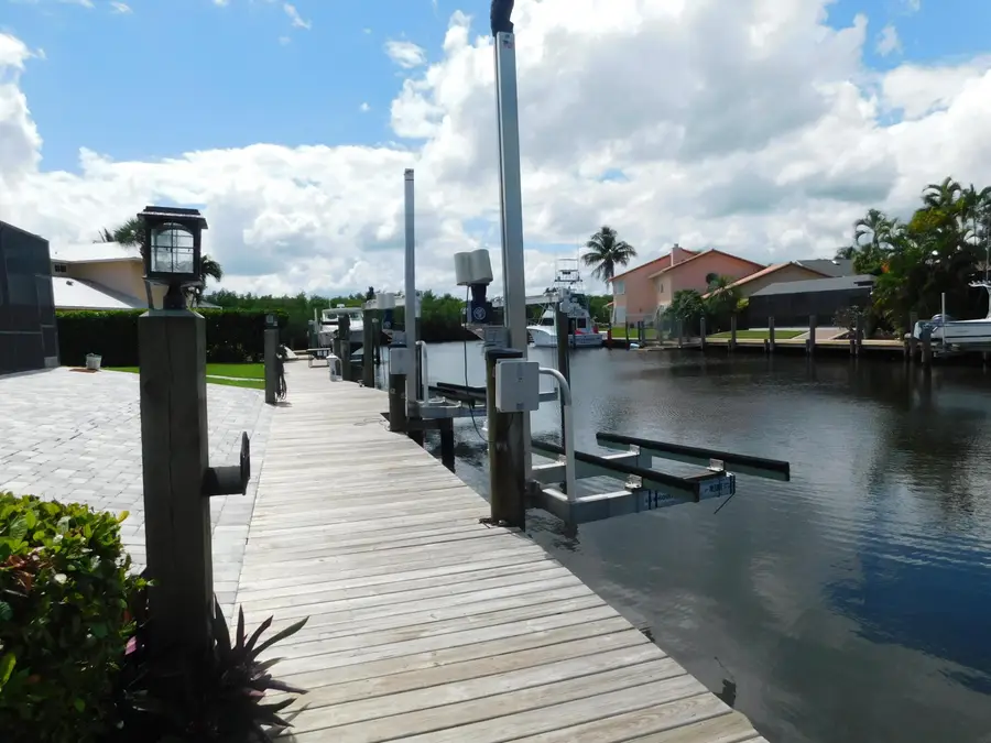 117 Queen Elizabeth Court, Hutchinson Island, FL 34949 - #3