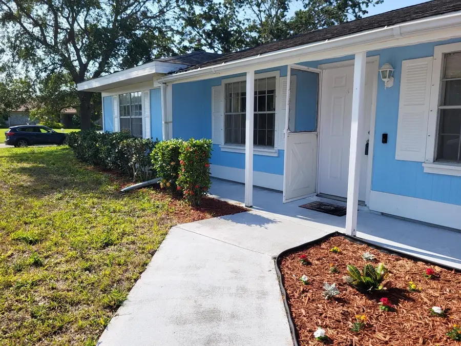 702 SW Belmont Circle, Port Saint Lucie, FL 34953 - #2