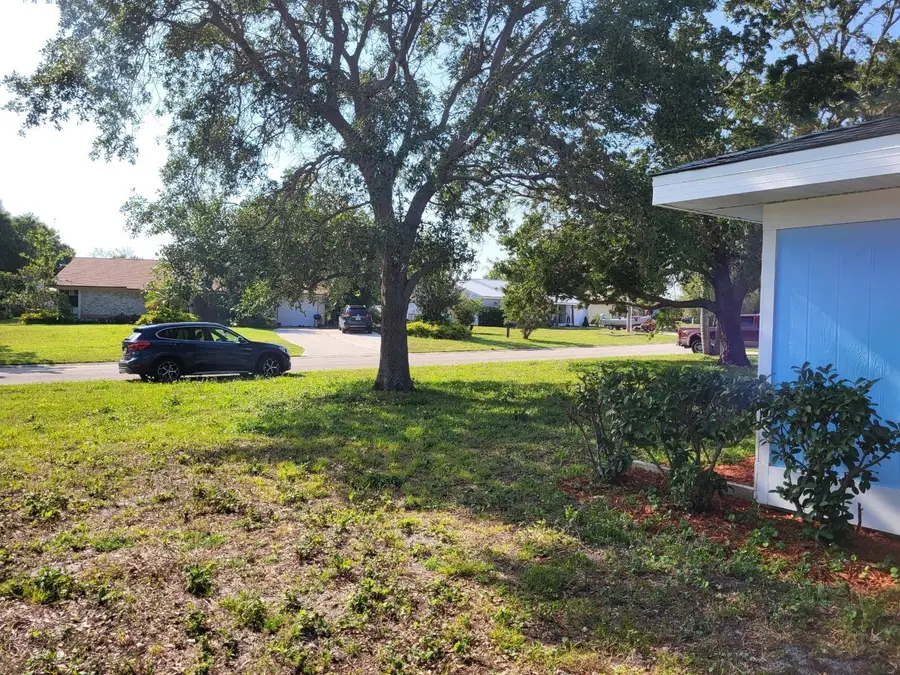 702 SW Belmont Circle, Port Saint Lucie, FL 34953 - #3