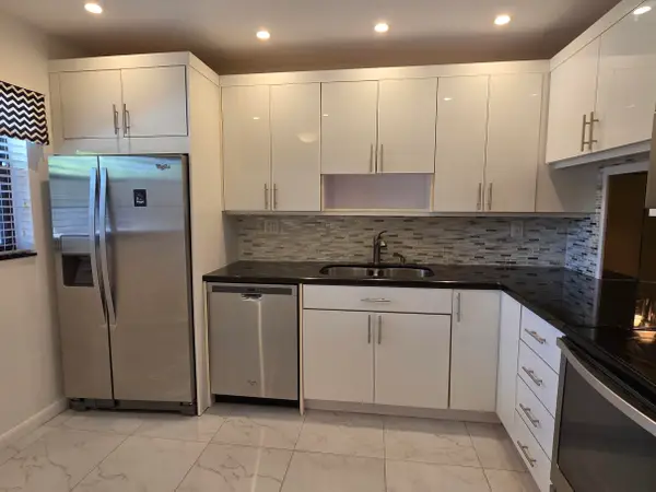 6090 N Sabal Palm Boulevard #209, Tamarac, FL 33319