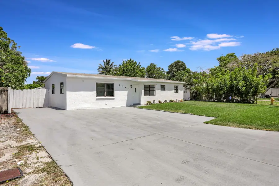 3060 NE 12th Avenue, Pompano Beach, FL 33064 - #2