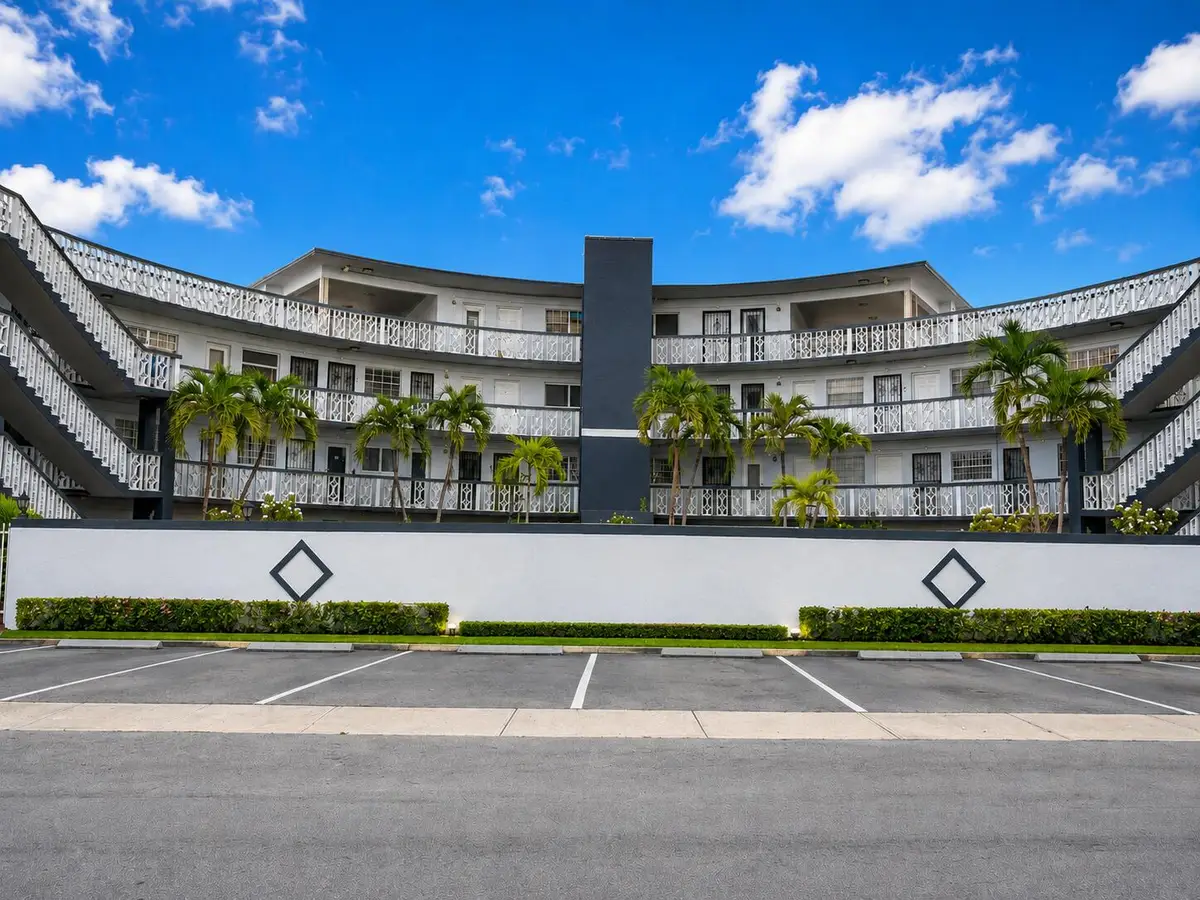 11 SW 52nd Avenue #Apt 7b, Miami, FL 33134 - #1