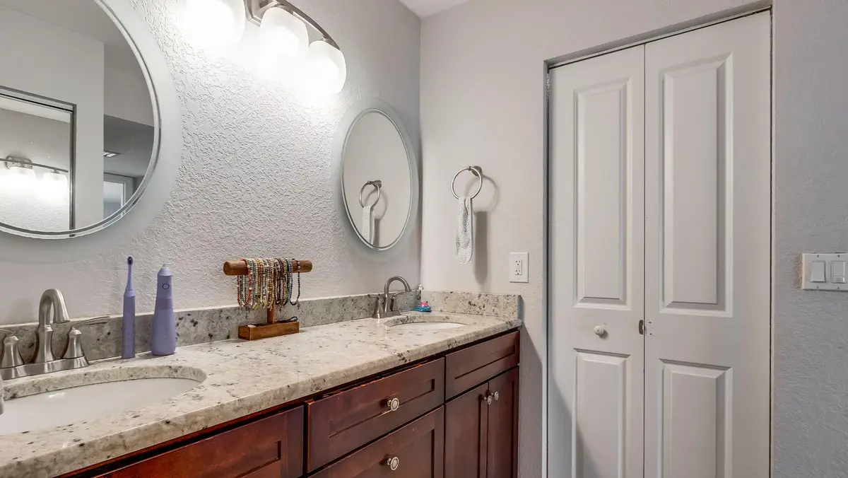 303 Lakeview Drive #102, Weston, FL 33326 - #1