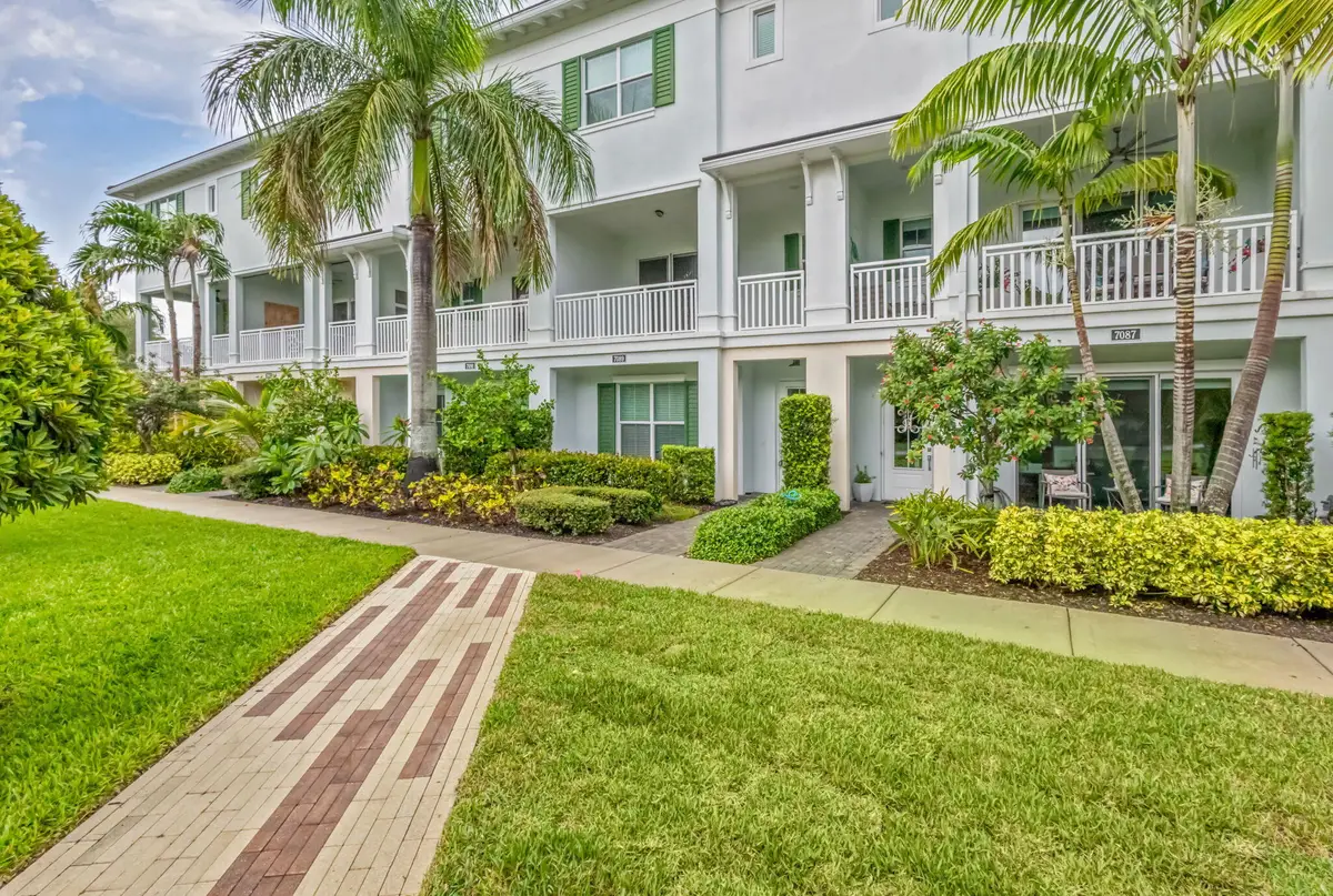 7089 Edison Place, Palm Beach Gardens, FL 33418 - #1
