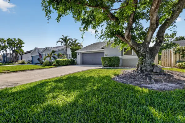 1055 NW 18th Avenue, Delray Beach, FL 33445