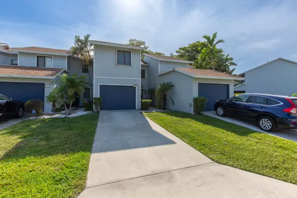 1599 Woodbridge Lakes Circle, West Palm Beach, FL 33406