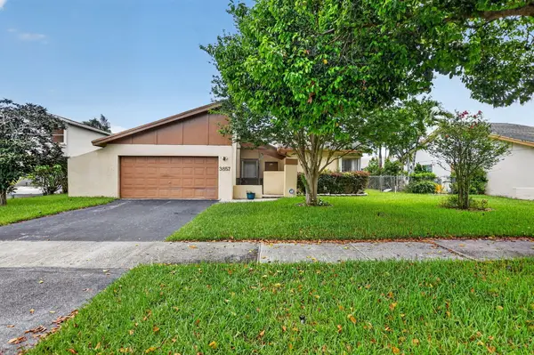 3857 NW 1st Place, Deerfield Beach, FL 33442