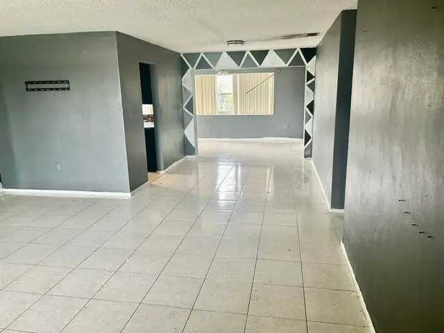 2400 NW 85th Avenue, Sunrise, FL 33322 - #3